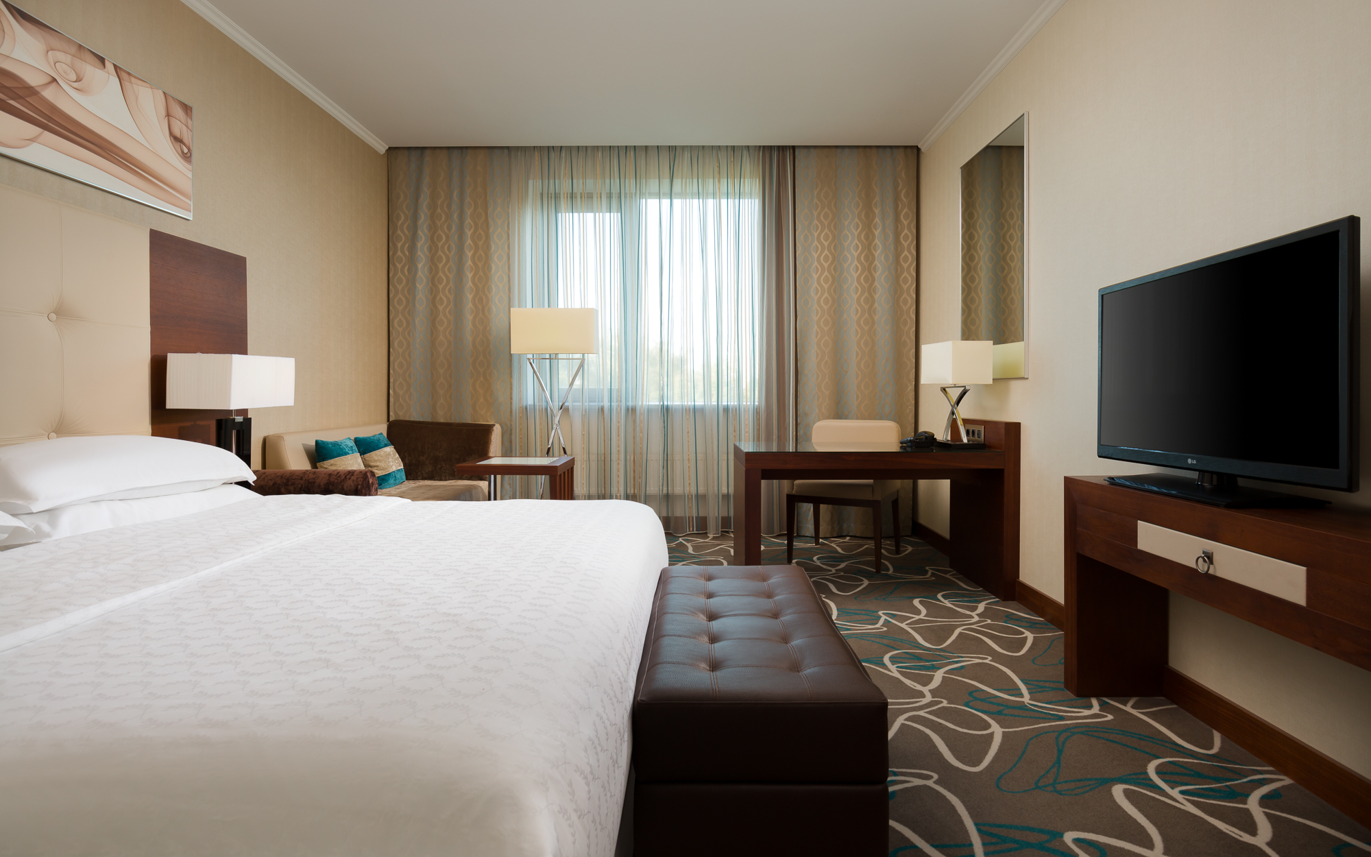 Фото Sheraton Skypoint Luxe