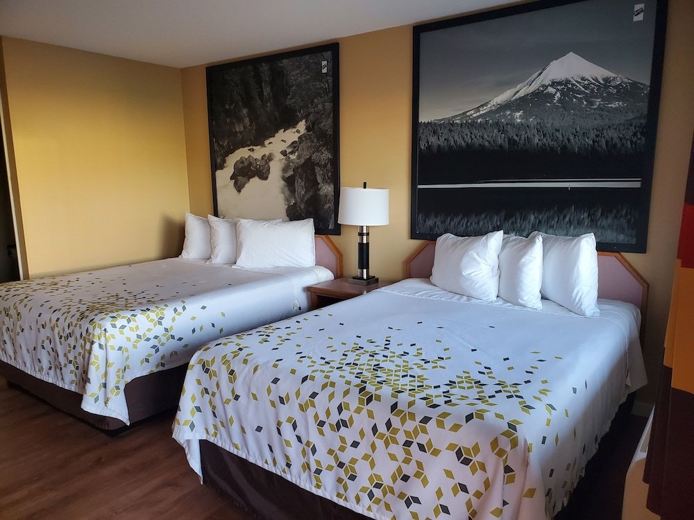 Фото Scottish Inn