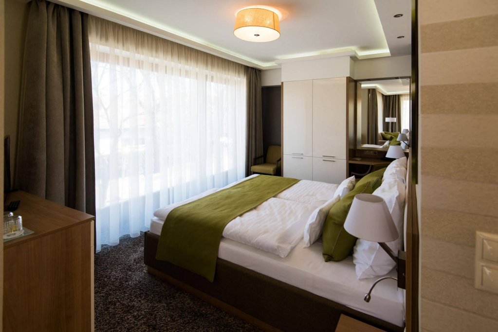 Фото Boutique Hotel Kristály