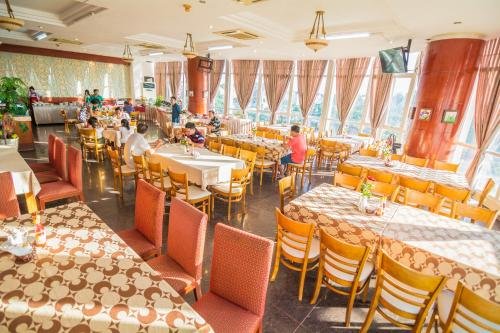 Фото Spring Hotel