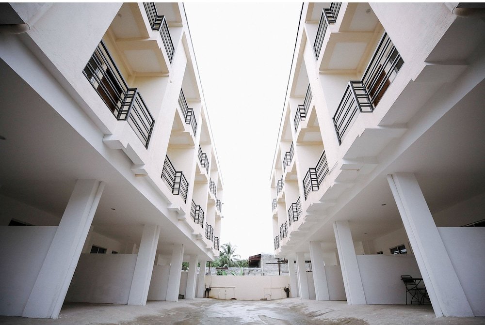 Фото Oyo 561 Abn Hostel