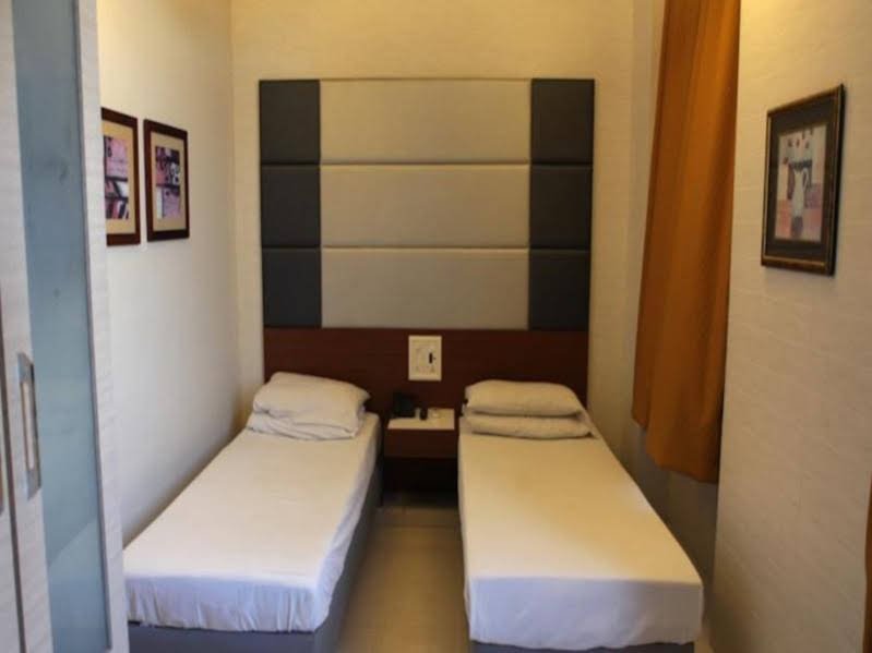 Фото Elphinstone Hotel