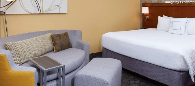 Фото Courtyard by Marriott Kansas City Overland Park/Metcalf