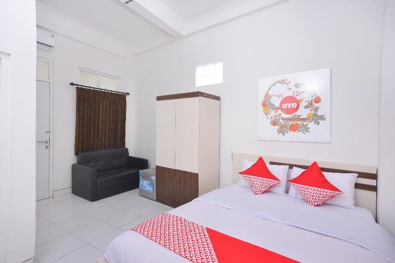 Фото RedDoorz Syariah @ Wisma Arya 2