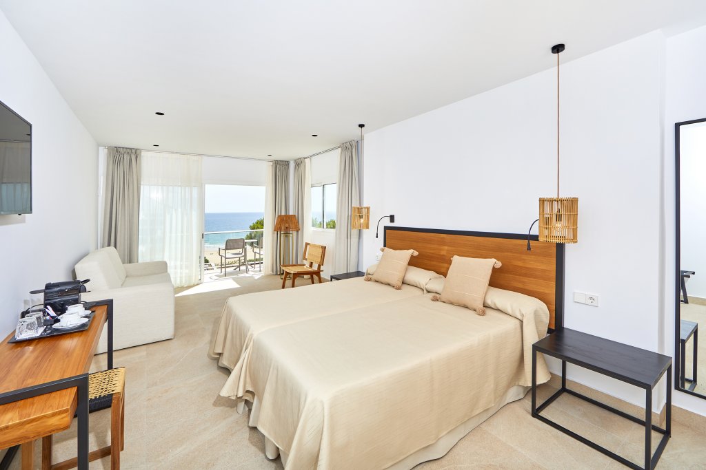 Фото Fergus Conil Park