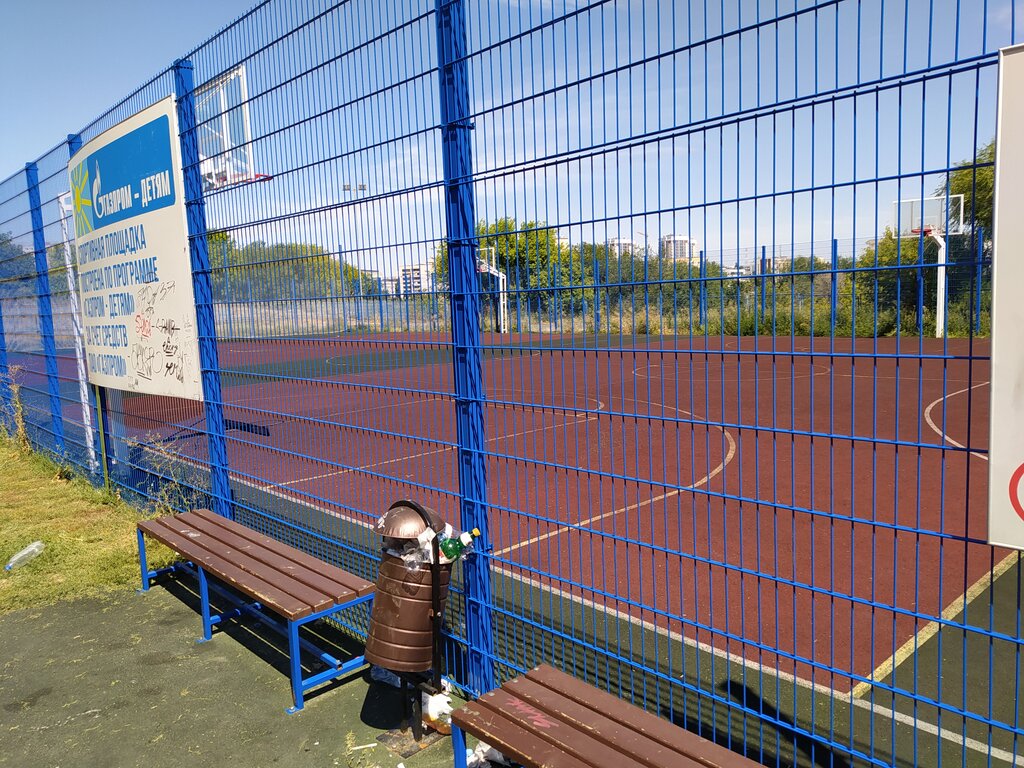 Спортплощадка