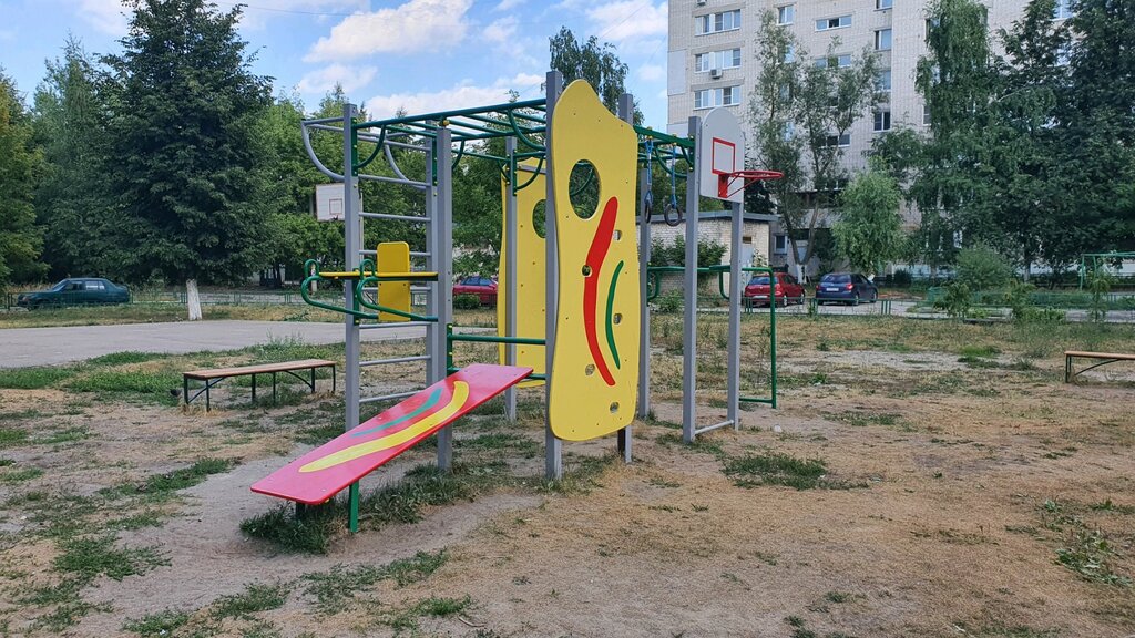 Спортивная площадка