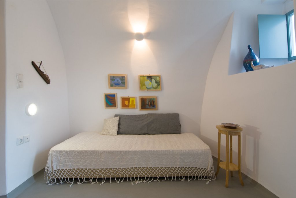 Фото Апартаменты Mythos Traditional Stonehouse