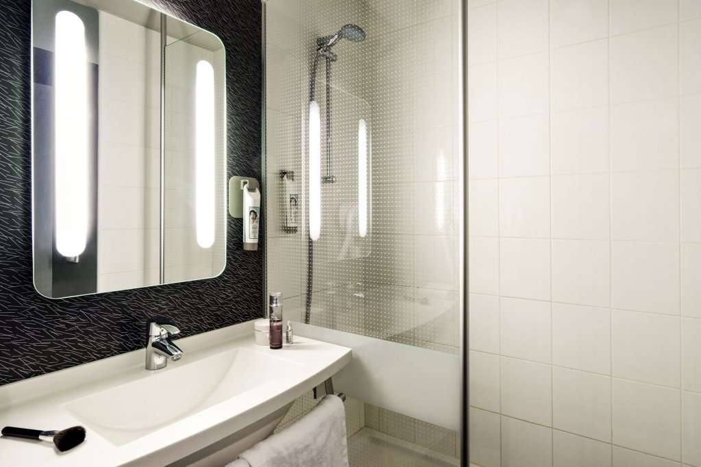 Фото ibis budget Montpellier Sud Près d'Arènes