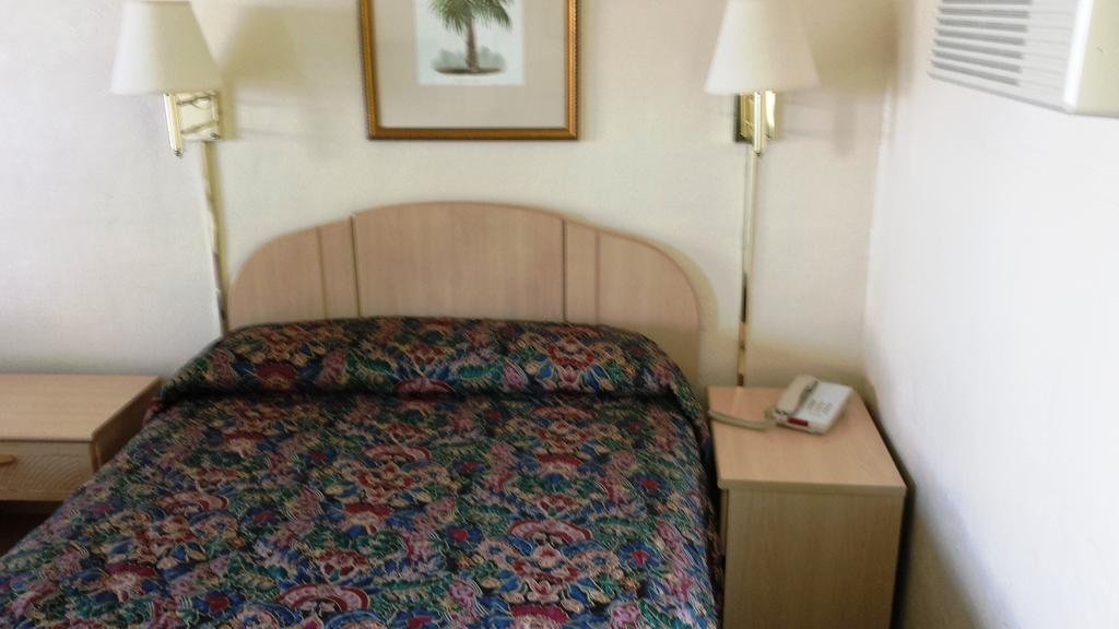 Фото Campbell Motel