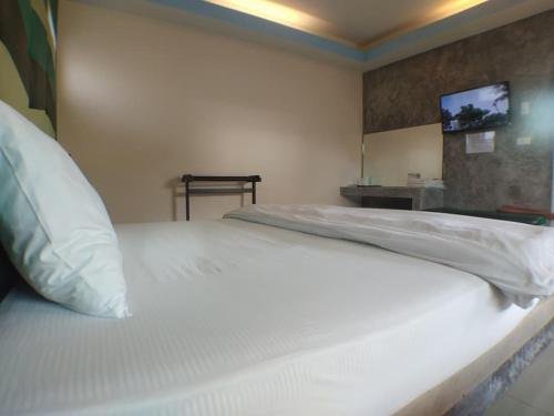 Фото Suwannaphum Trang Resort