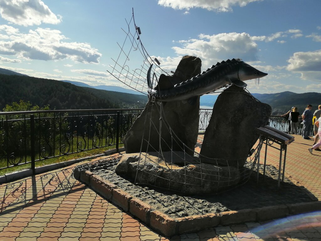 Genre sculpture Tsar Ryba, Krasnoyarsk Krai, photo