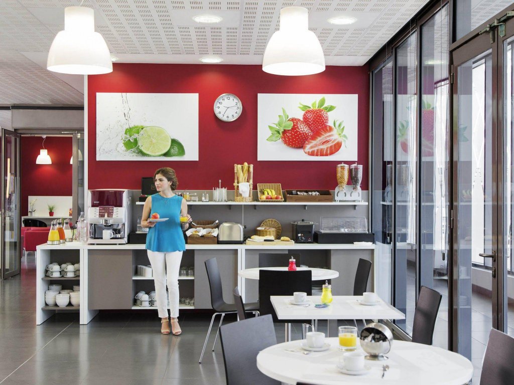 Фото Aparthotel Adagio access Paris Clichy