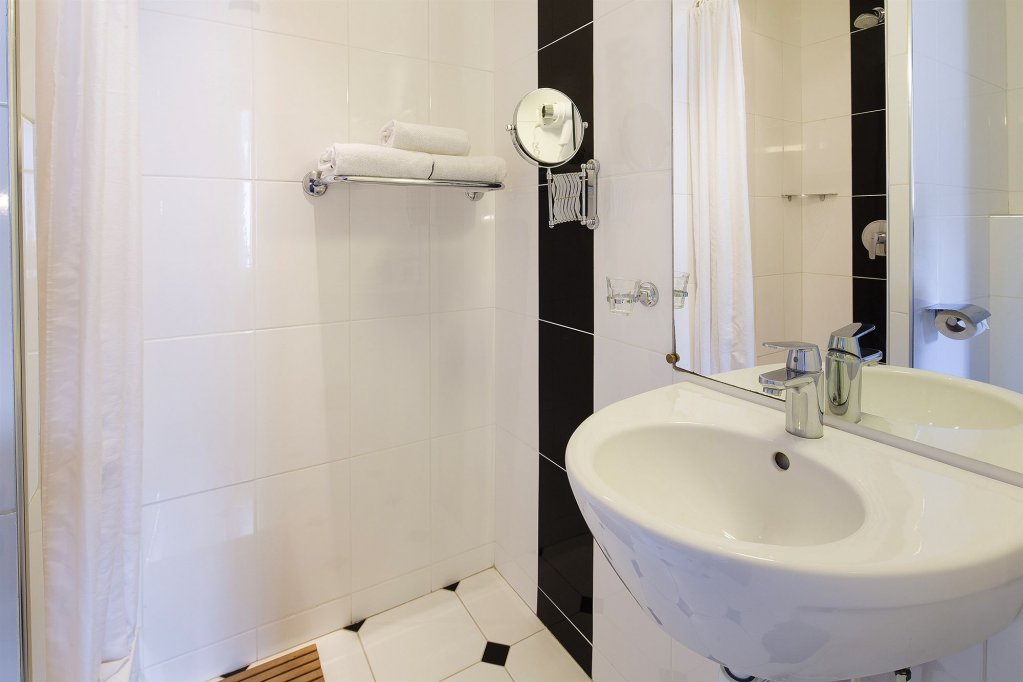 Фото Hôtel Eiffel Rive Gauche