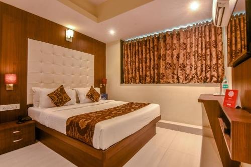 Фото Oyo 4256 Hotel Rajmahal