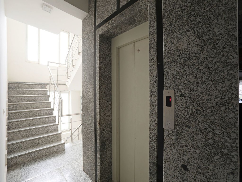 Фото Oyo 2482 K V Complex