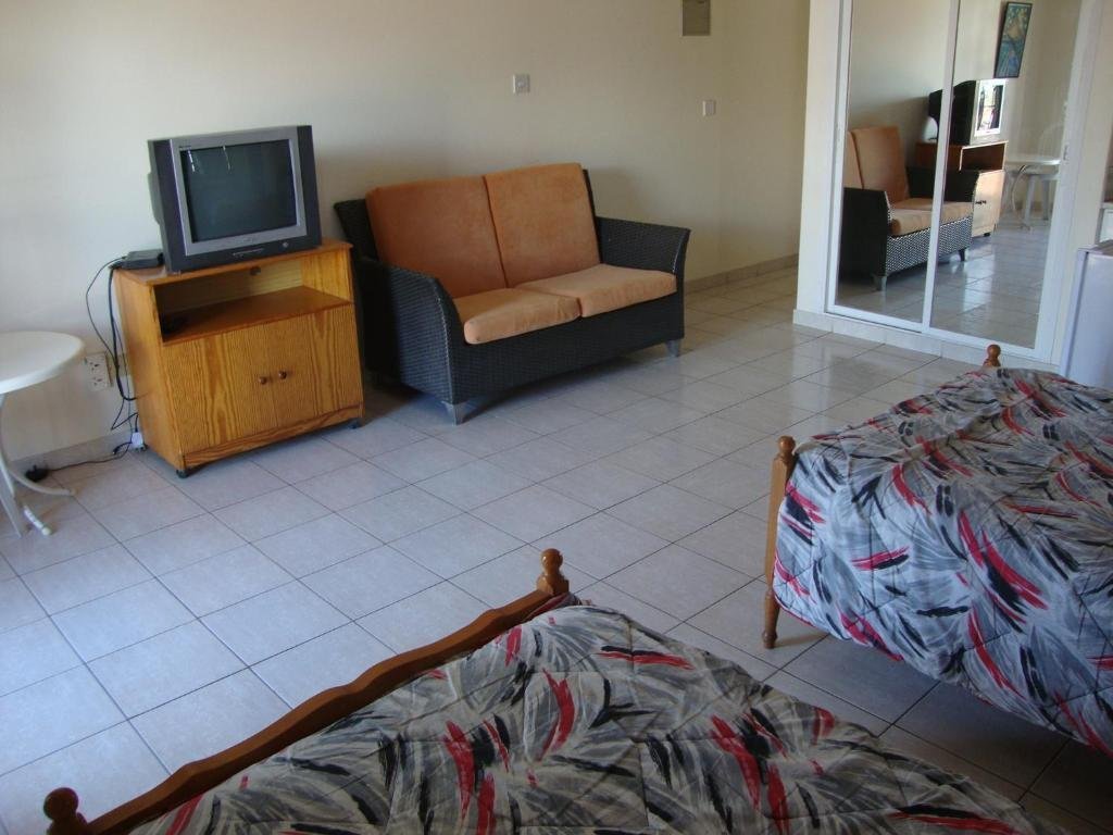 Фото Old Port Hotel