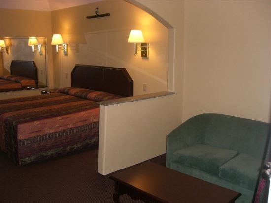 Фото Regency Inn And Suites Galena