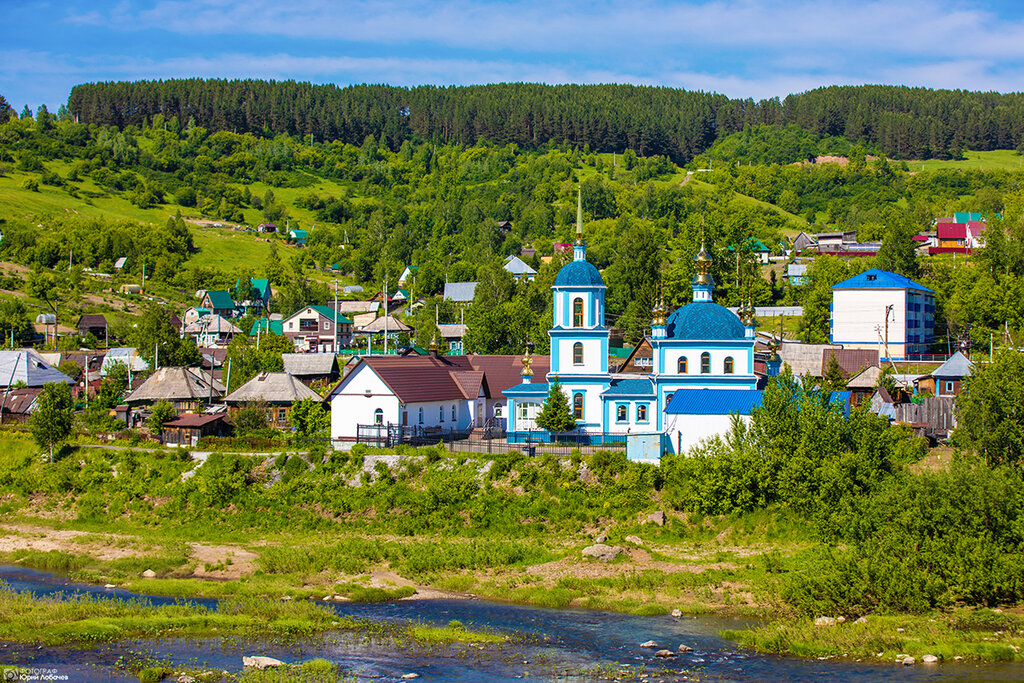 Iglesia ortodoxa Church Uspeniya Presvyatoy Bogoroditsy v Mundybashe, , foto
