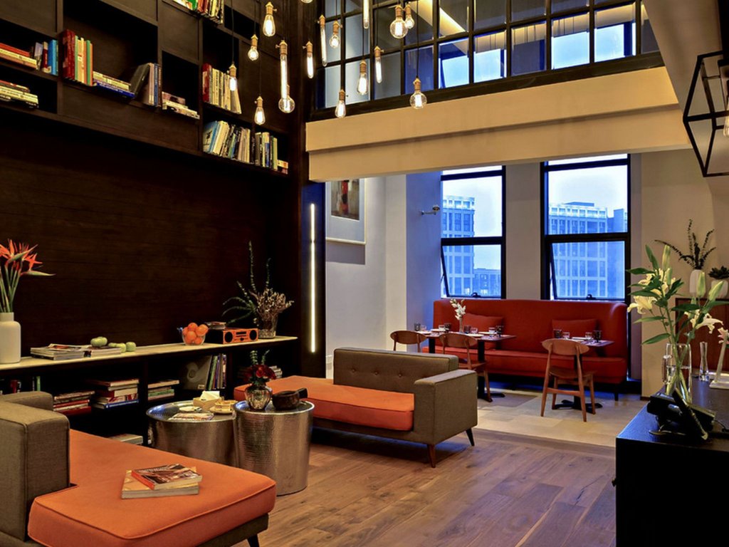 Фото отеля 1