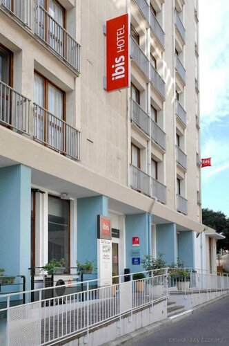 Гостиница Hôtel Ibis Millau в Мийо