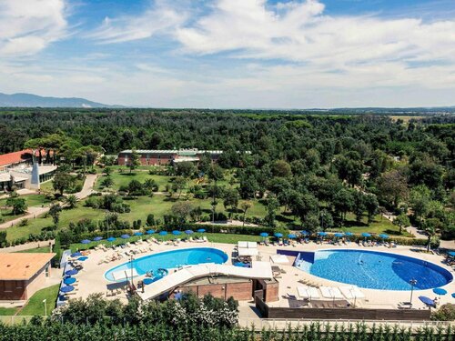 Гостиница Hotel Mercure Tirrenia Green Park в Тиррении