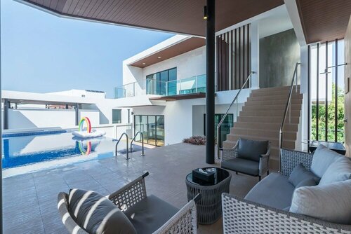 Жильё посуточно Movenpick Residence/Beach Access/2BR/Luxury Stay в Паттайе