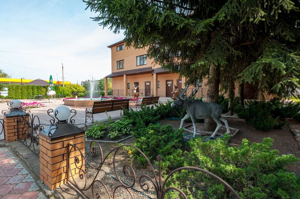 Фото отеля 2