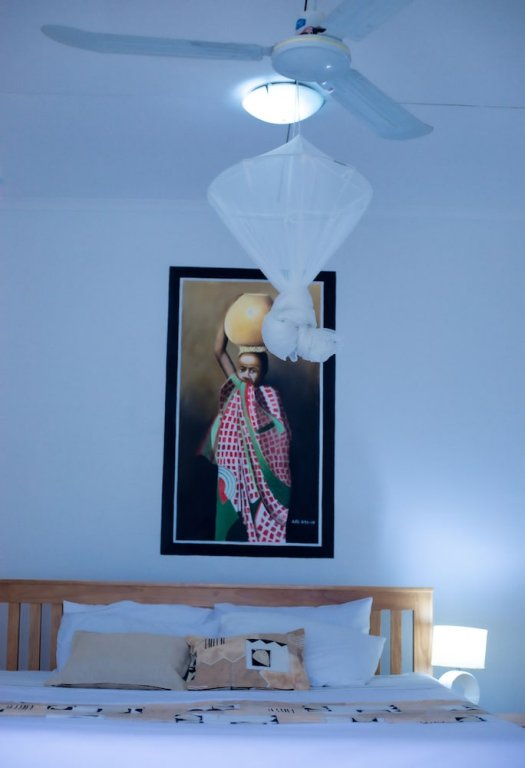 Фото Adlib Executive Lodge