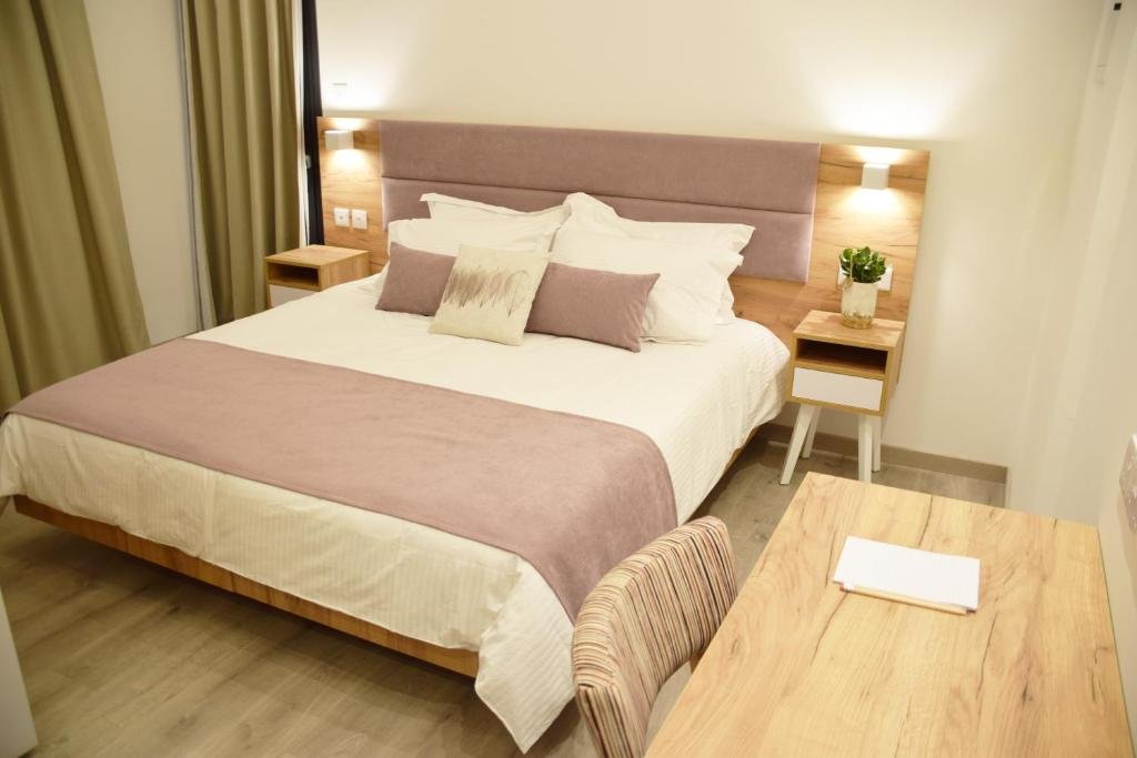 Фото Hypnos Boutique Hotel