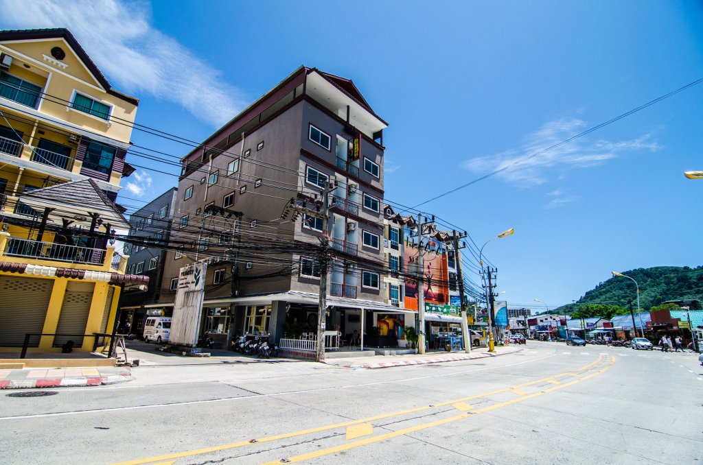 Фото отеля 1