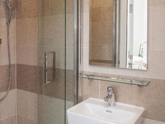 Фото NOX Golders Green