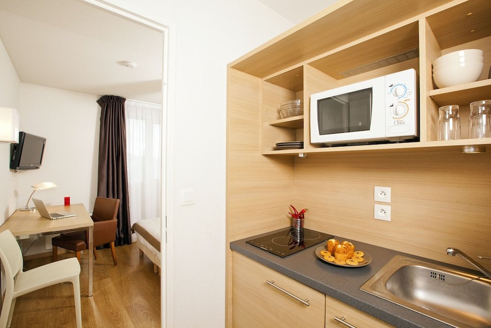 Фото Residhome Clermont Ferrand Gergovia