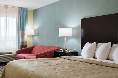 Гостиница Quality Inn Calhoun North I-75