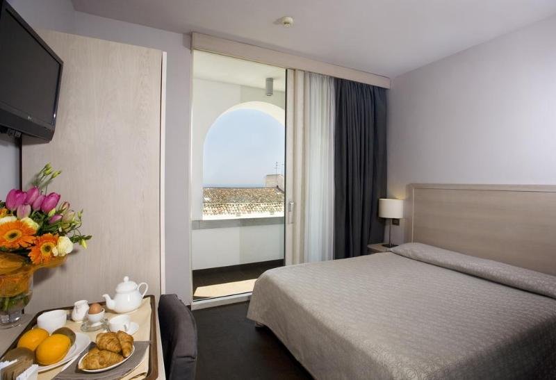 Фото Hotel Il Piccolo Giardino