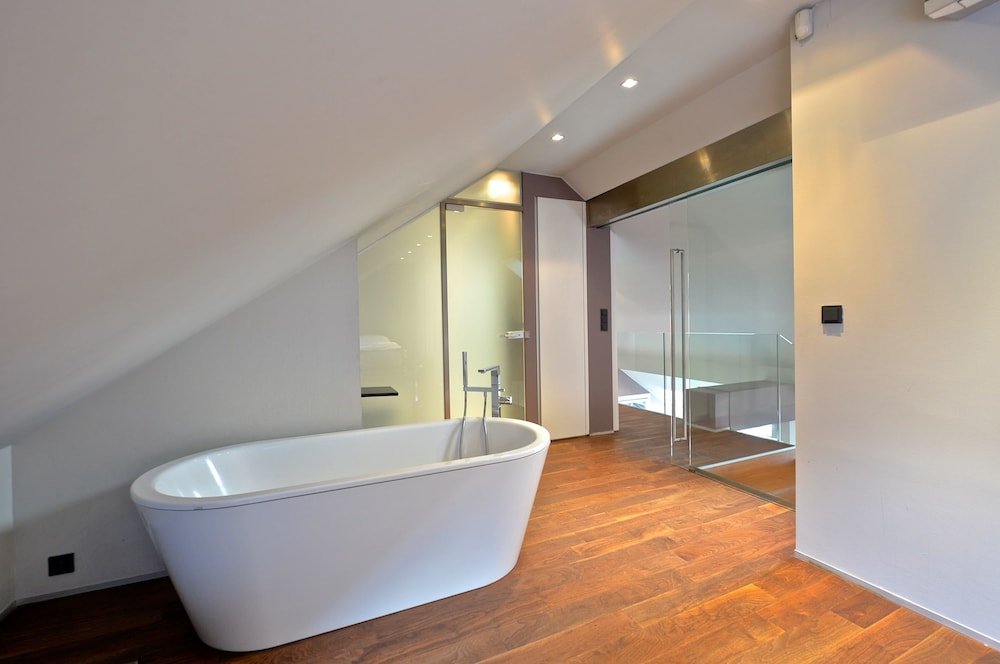 Фото Luxury Apartment in Centre