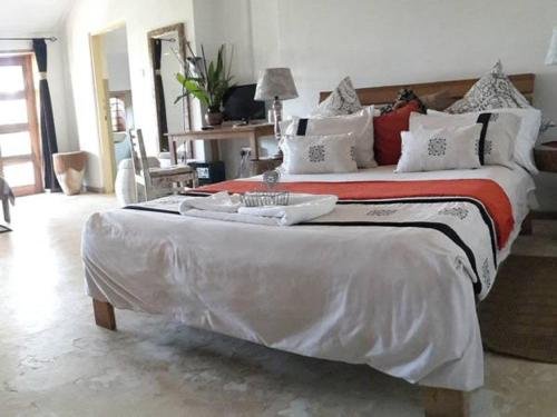 Фото Gately Inn Entebbe