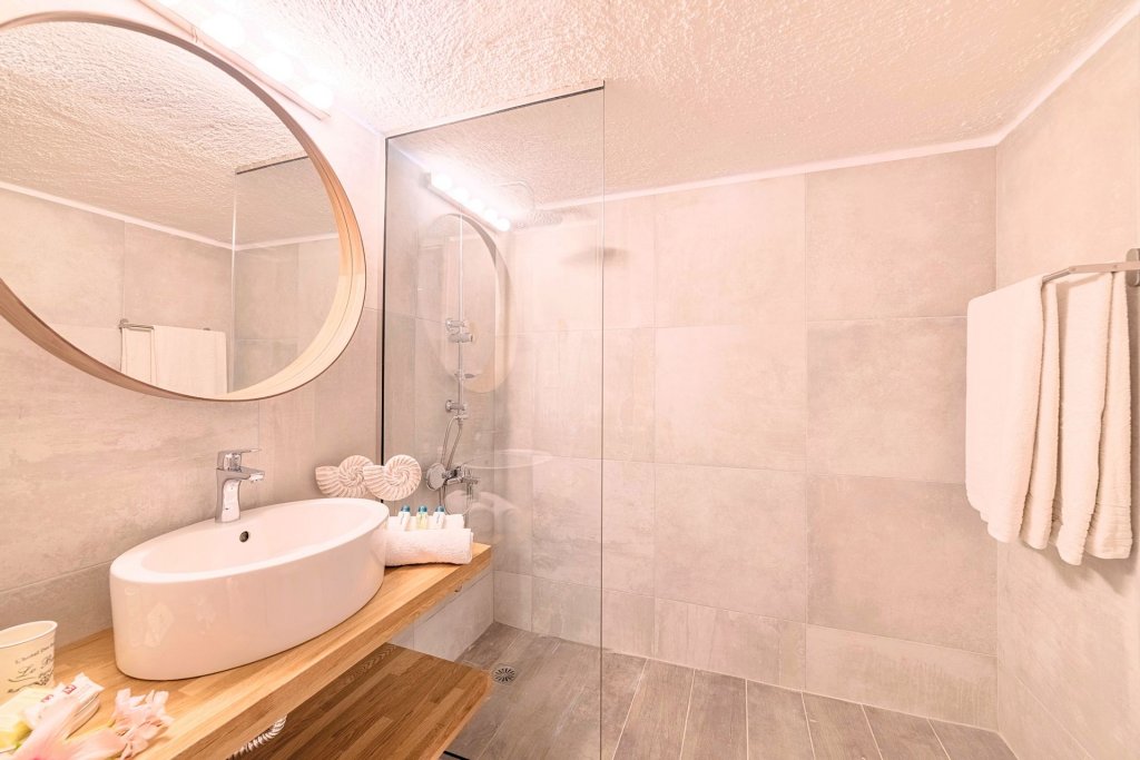 Фото Вилла Cretan Lodge Heated Pool