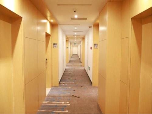 Фото Holiday Inn Express Shijiazhuang Heping, an Ihg Hotel