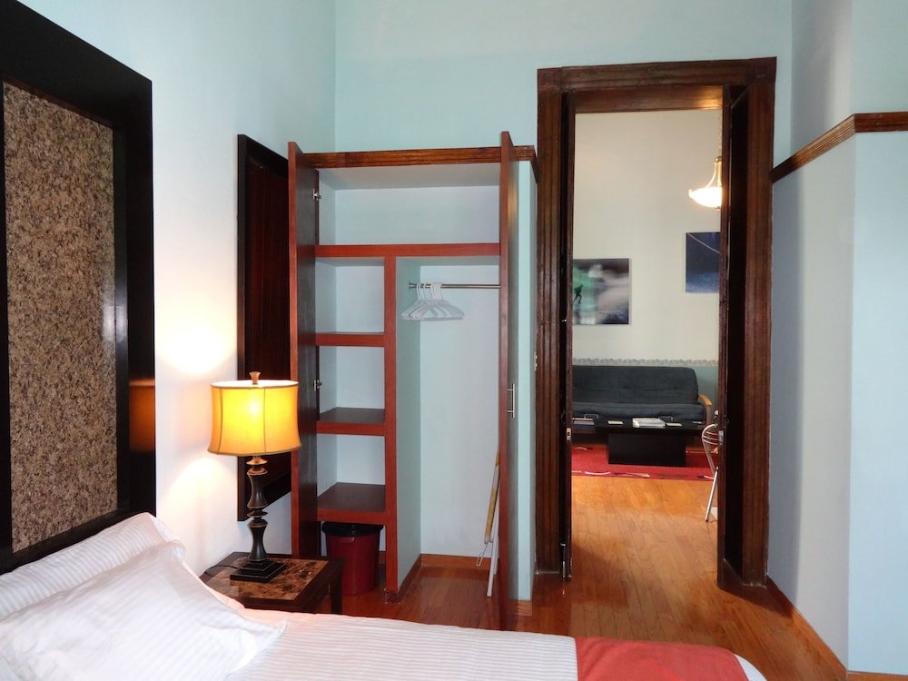 Фото Hotel del Capitán de Puebla Vitrales - Adults Only