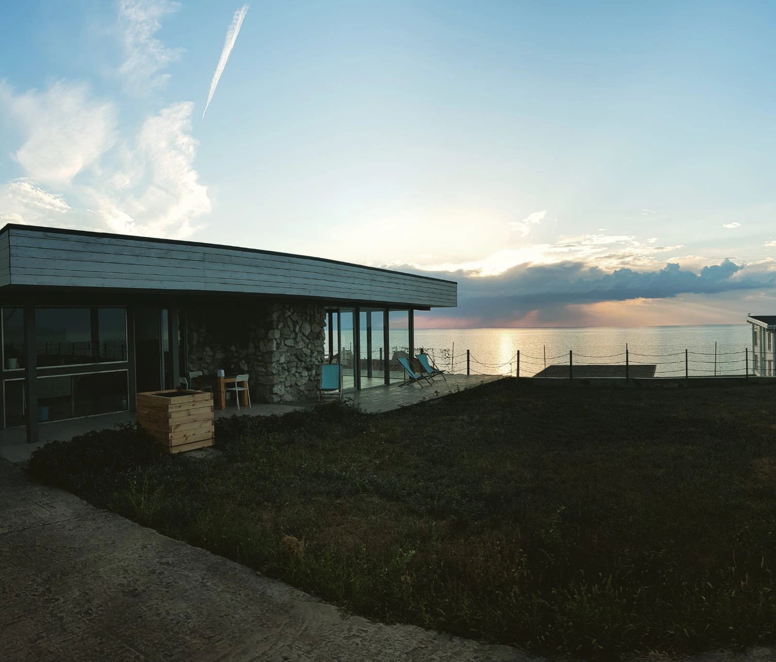 Фото Black Bull House