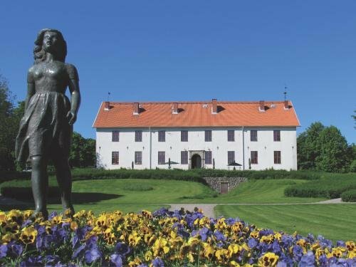 Гостиница Sundbyholms Slott в Лене Седерманланд