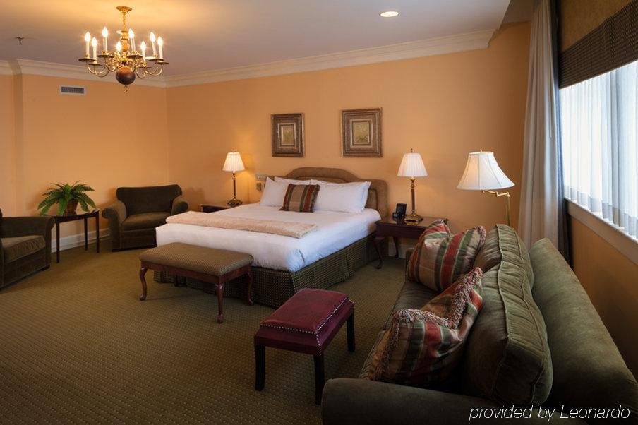 Фото Haywood Park Hotel, Ascend Hotel Collection