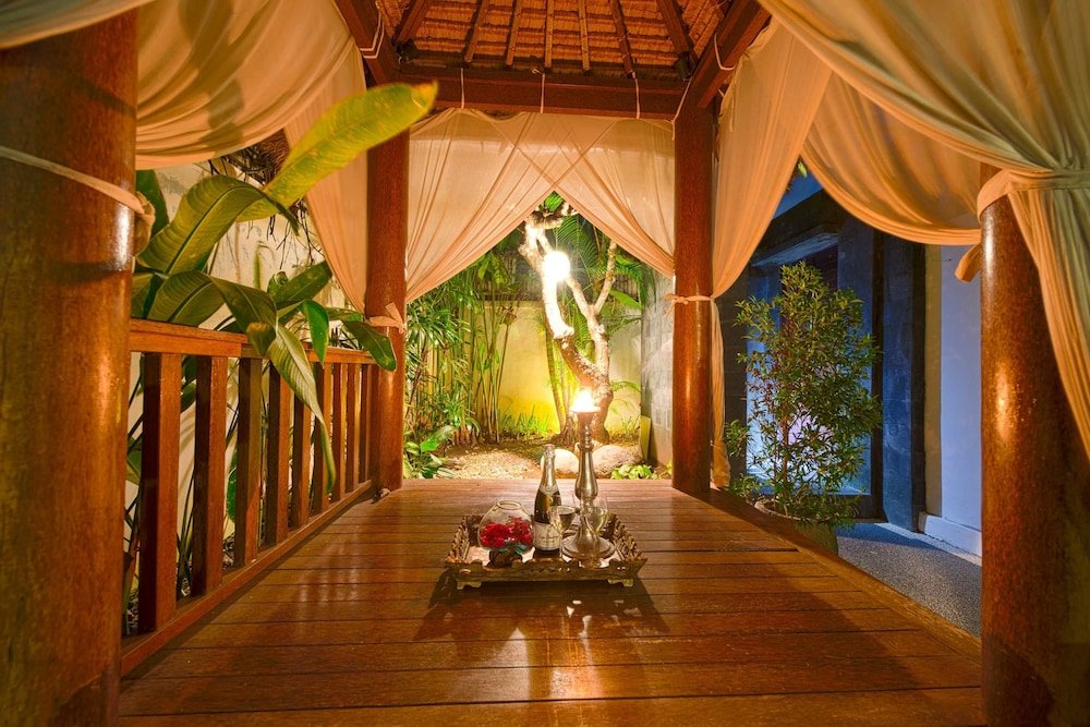 Фото Exotis Villa Seminyak