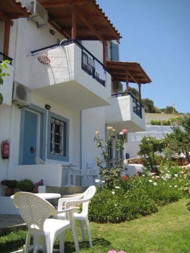 Фото Kostas Apartments