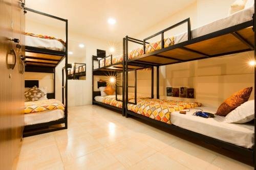 Гостиница Zostel Mumbai - Hostel в Мумбаи