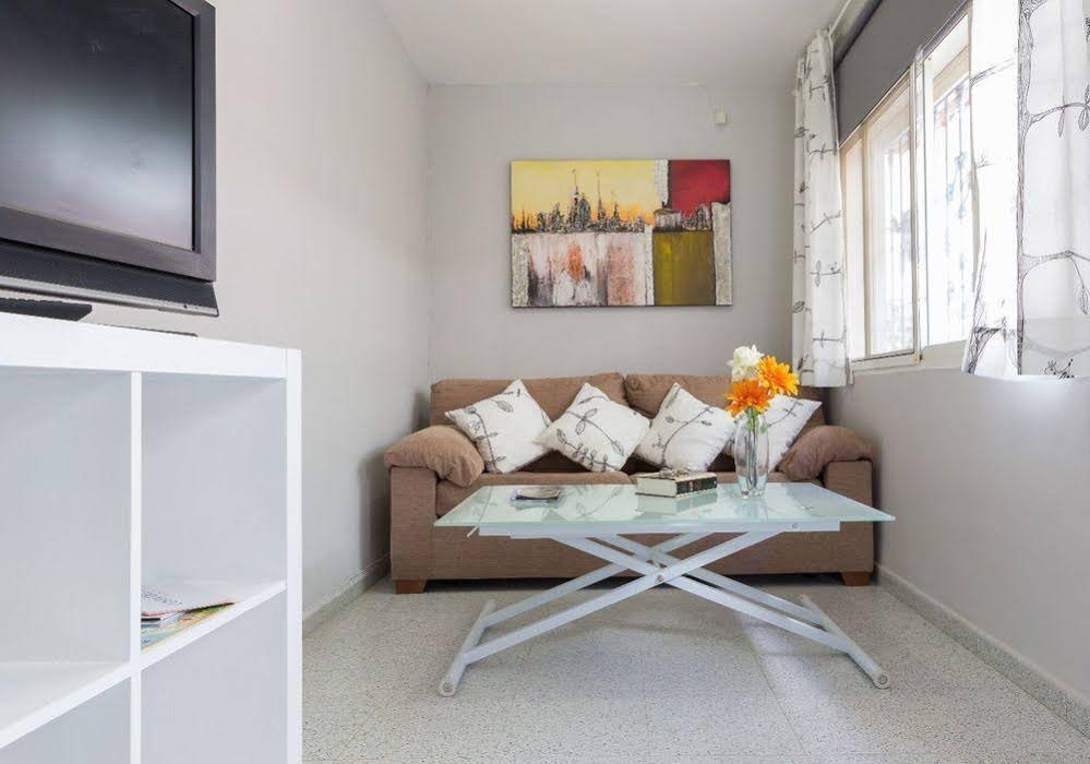 Фото Pedregalejo Beach Apartment 1