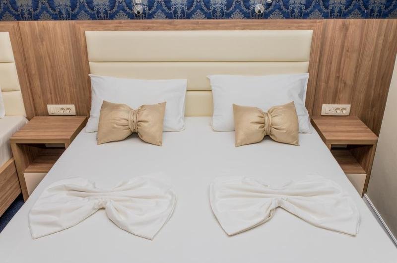 Фото Hotel Crnogorska Kuca