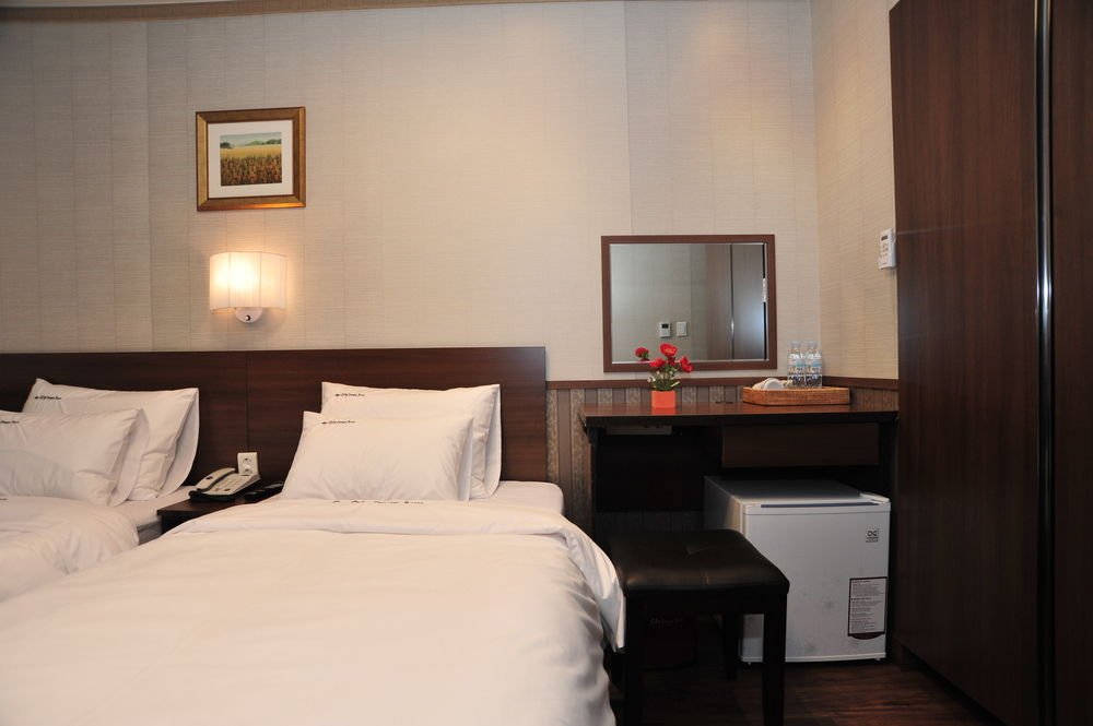 Фото Global Inn Seoul Dongdaemun City Days Inn