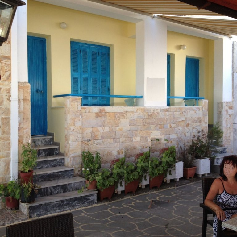 Фото Annoula Studio & Apartments